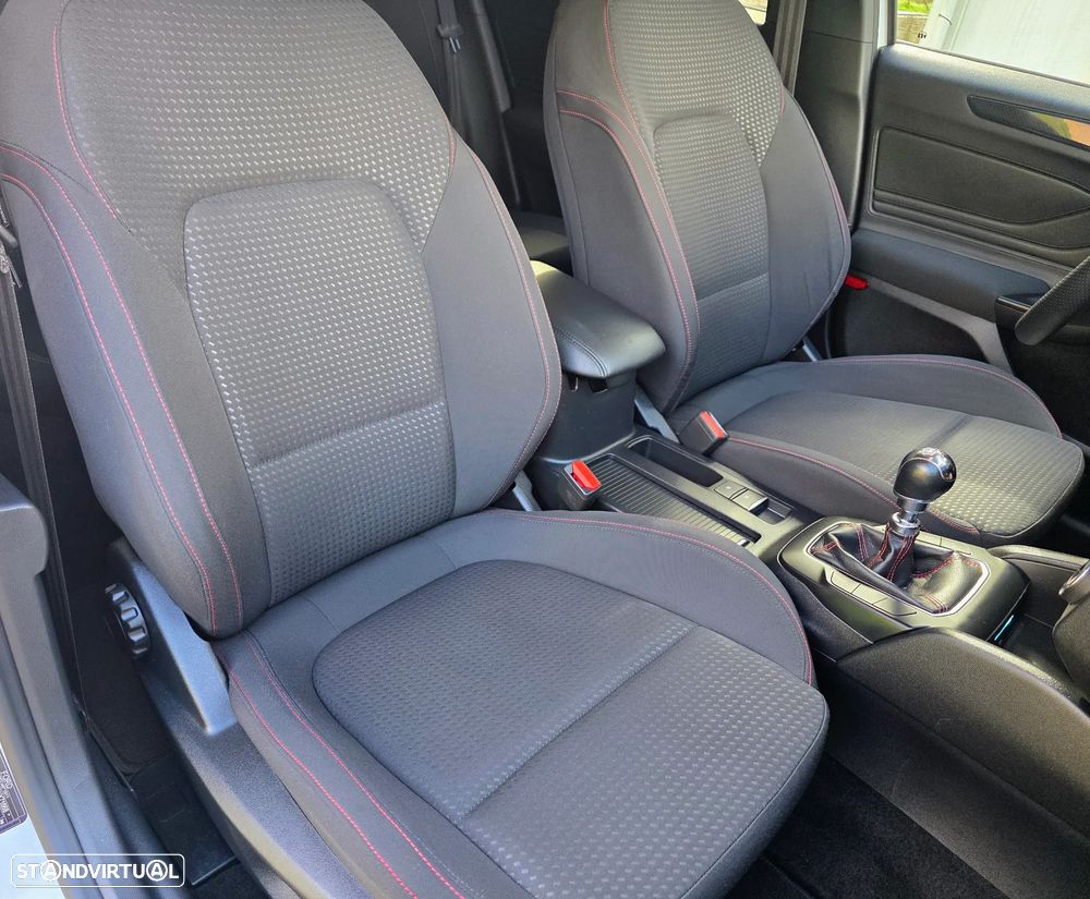 Ford Focus SW 1.0 EcoBoost ST-Line - 48