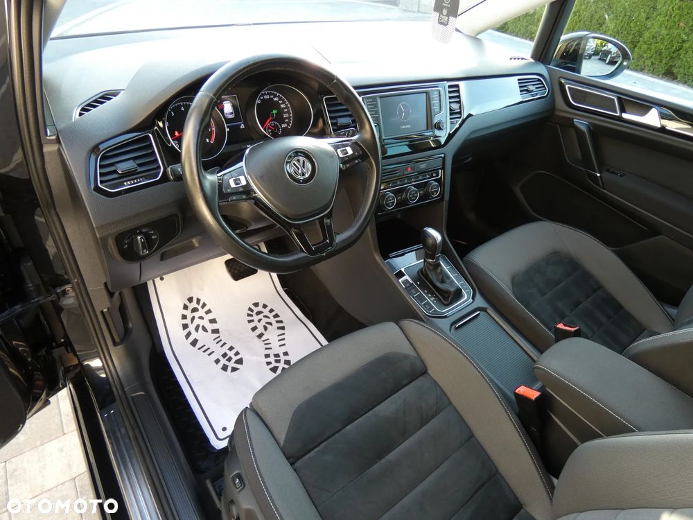 Volkswagen Golf Sportsvan - 20