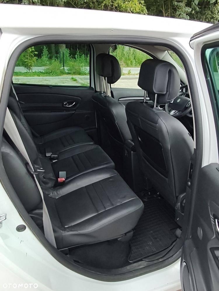 Renault Grand Scenic dCi 130 FAP Start & Stop Bose Edition - 11