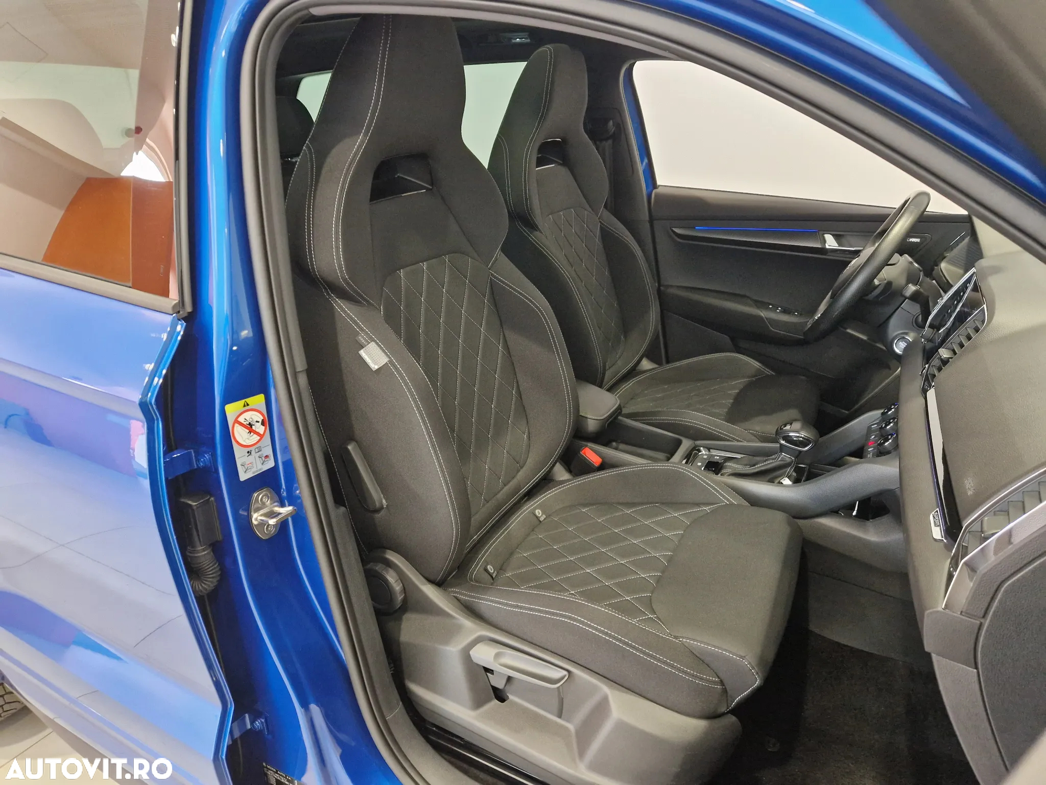 Skoda Karoq 2.0 TSI 4X4 DSG Sportline - 11