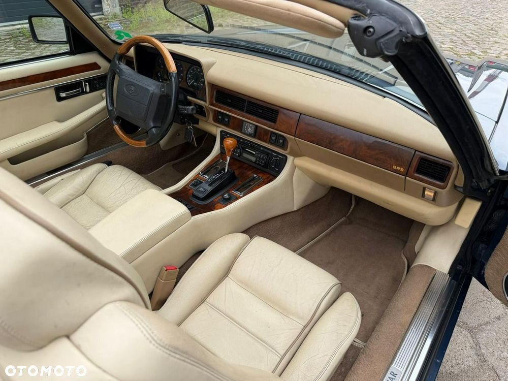 Jaguar XJS - 6