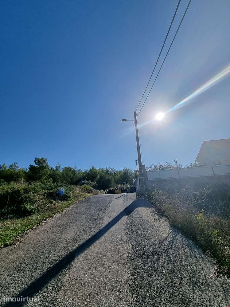 Terreno urbano em Sesimbra com viabilidade de construção - Grande imagem: 5/7
