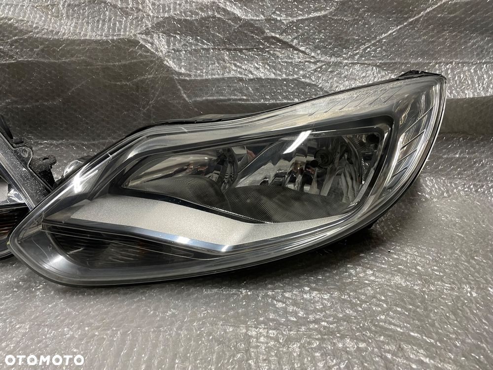 LAMPY LEWA PRAWA FORD FOCUS MK3 SREBRNE BM51-13W030NB - 6