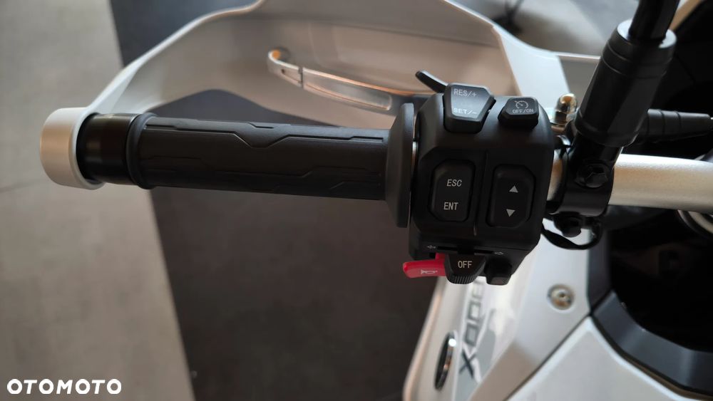 KOVE 800X Touring - 14