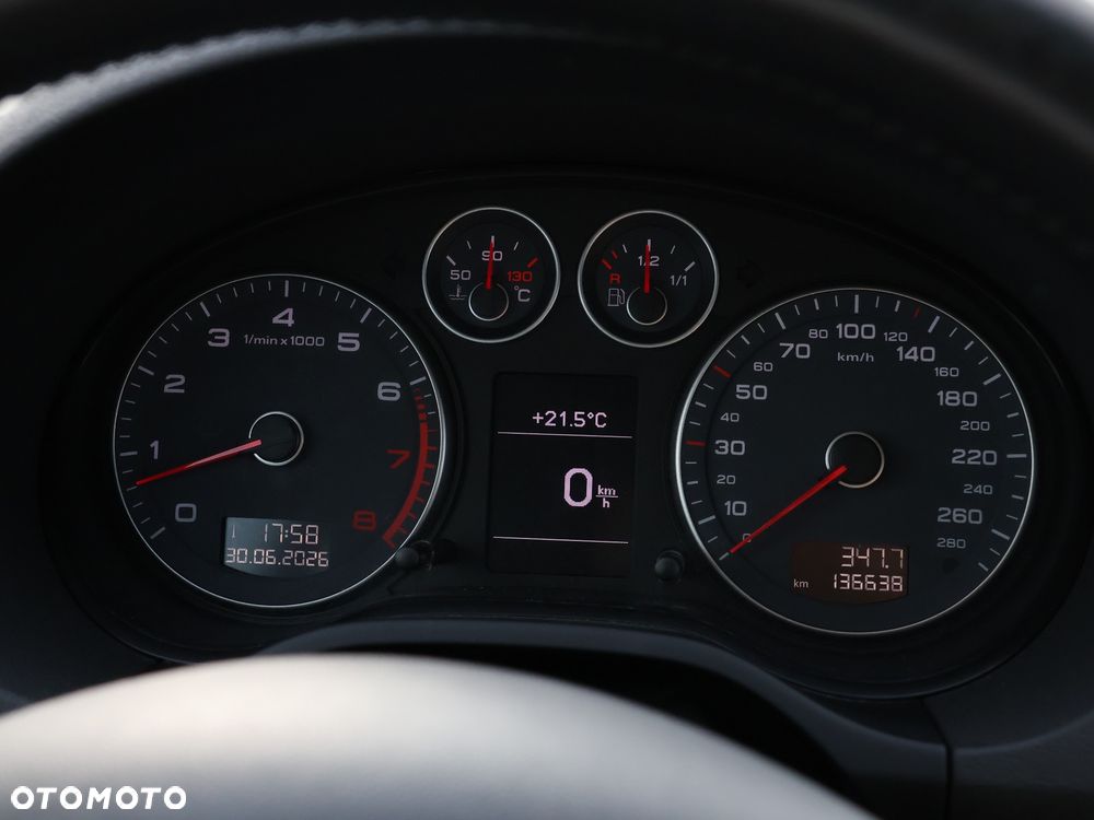 Audi A3 3-drzwiowe 1.4 TFSI Ambiente - 40