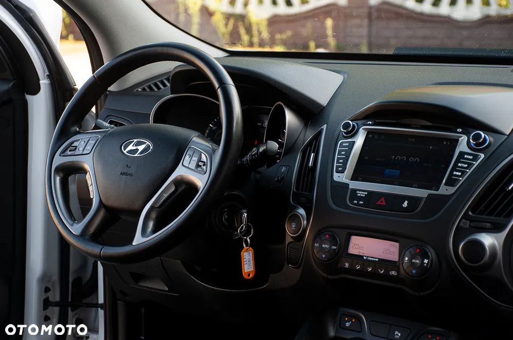 Hyundai ix35 2.0 GDI Premium 2WD - 19