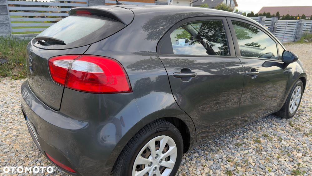 Kia Rio 1.2 M - 17