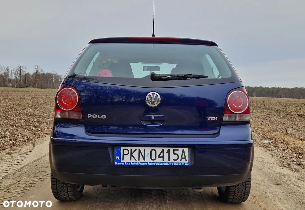 Volkswagen Polo - 4
