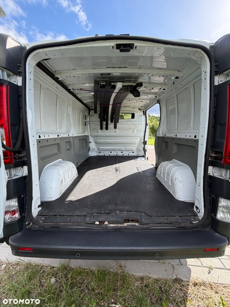 Renault TRAFIC - 11