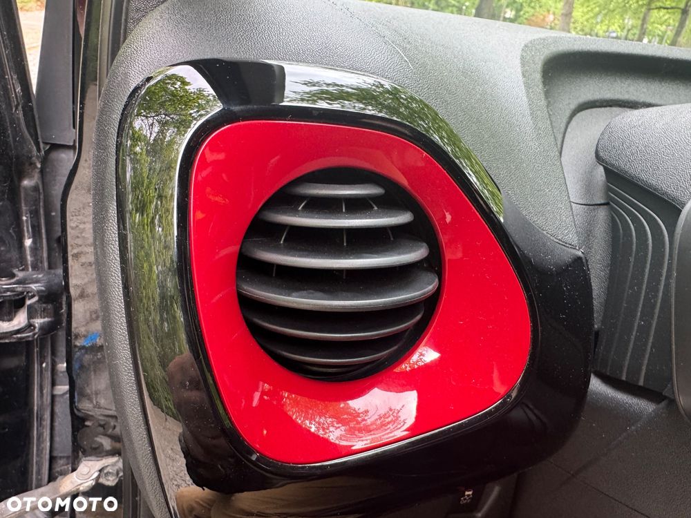 Toyota Aygo x-clusiv - 14