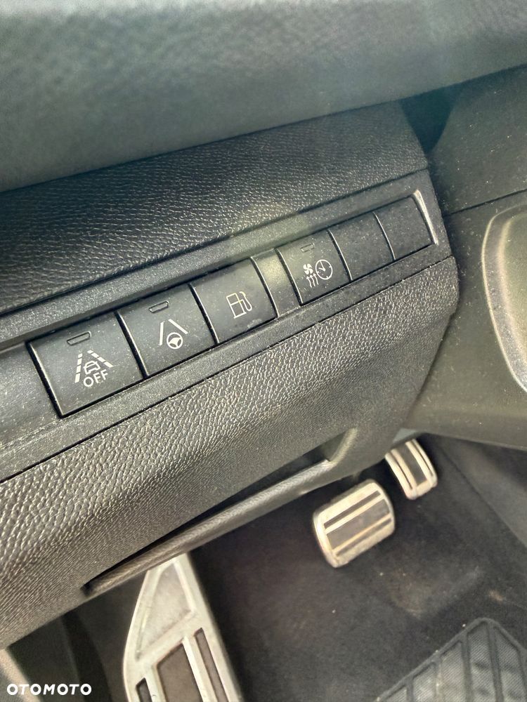Peugeot 3008 - 35
