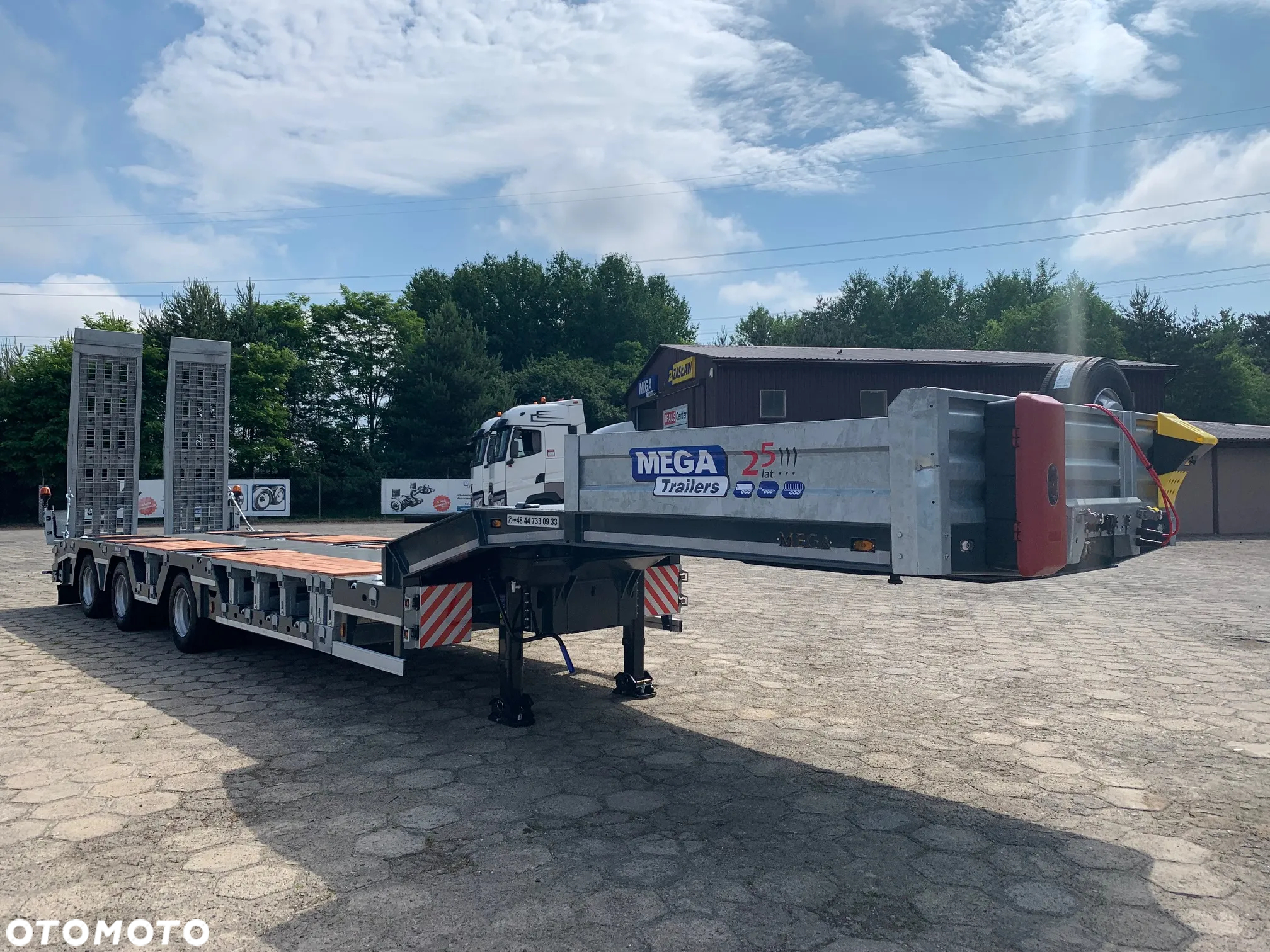 Inny Niskopodwoziowa - rozciągana - zagłębienia na koła - najazdy hydrauliczne - FULL OPCJA - 3