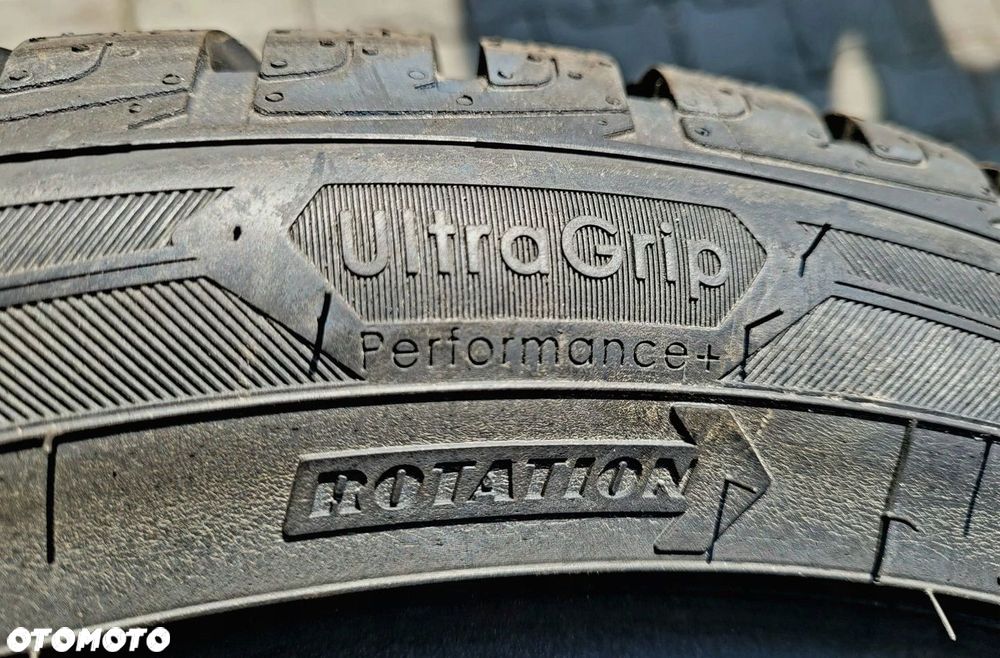 4x Goodyear UltraGrip Performance 215/50R17 95V XL Z401A - 7