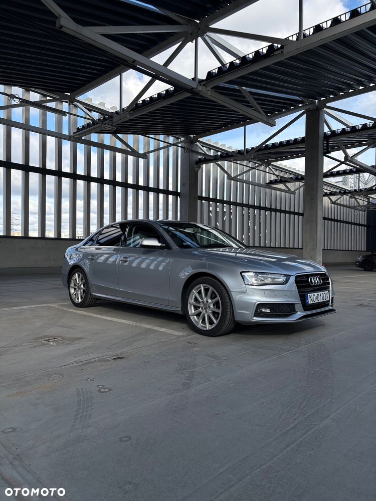Audi A4 Limousine - 8