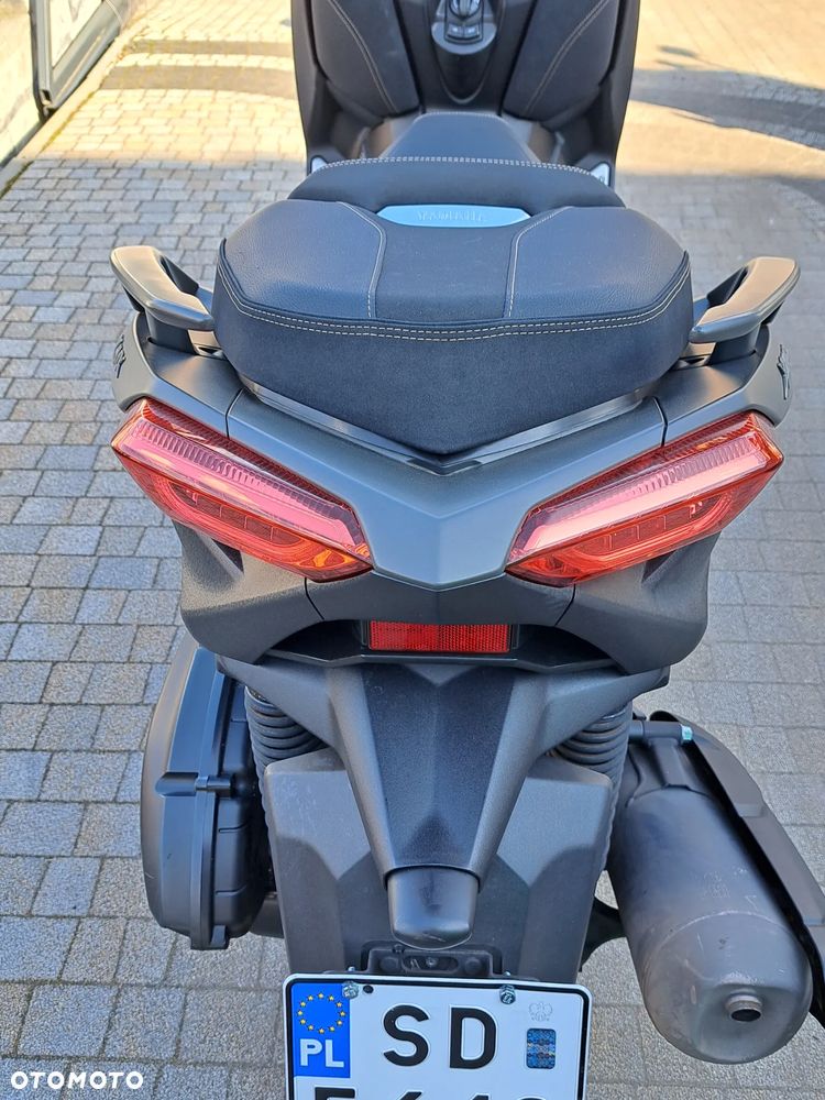 Yamaha X-max - 22