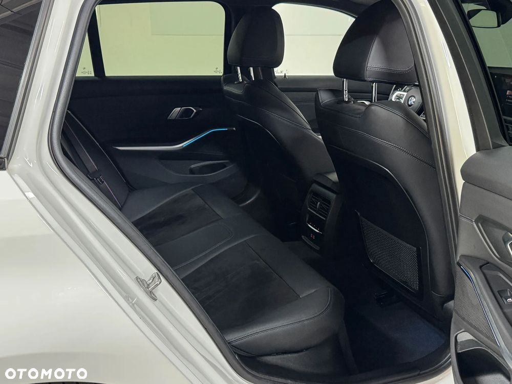 BMW Seria 3 320d M Sport Shadow sport - 5