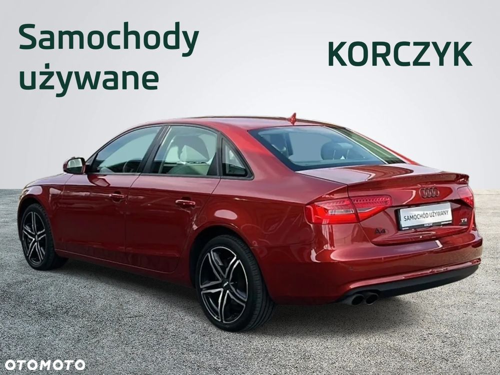 Audi A4 Limousine - 3