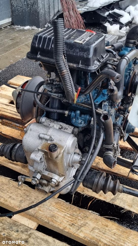 SILNIK KUBOTA  D Z402 KOMPLETNY DEMONTAŻ - 3