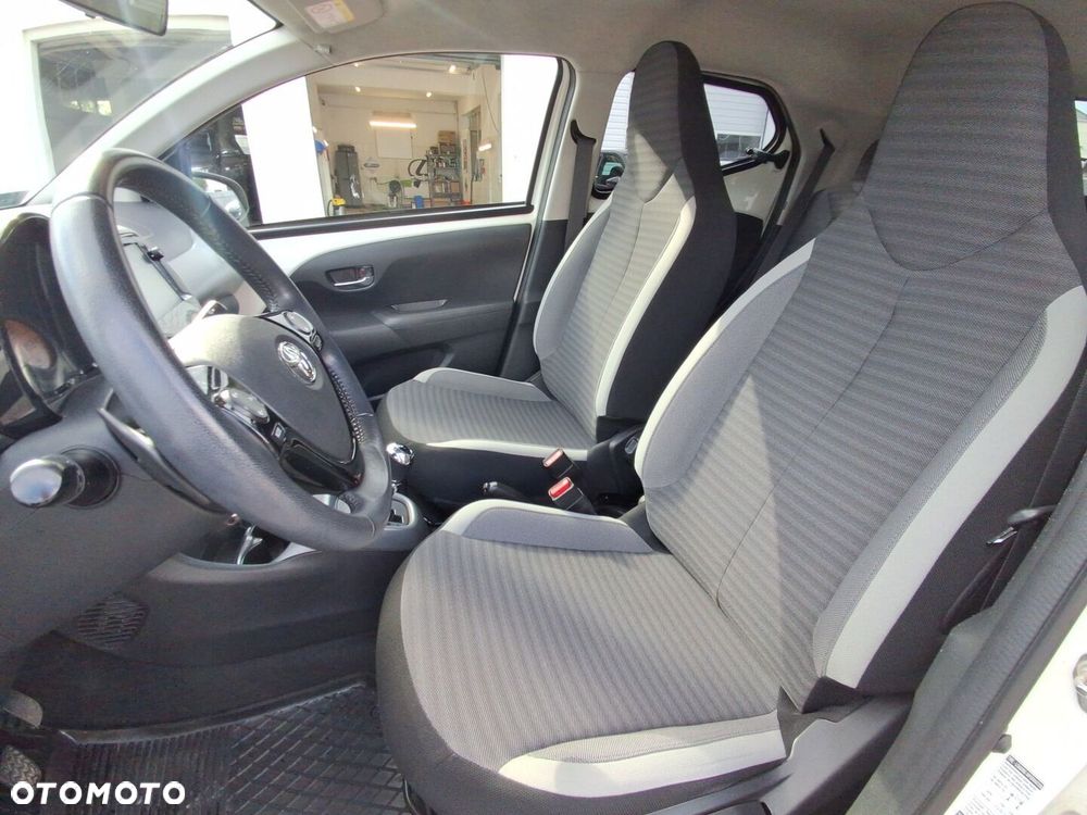 Toyota Aygo - 14