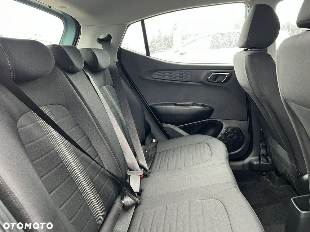 Hyundai i10 - 12