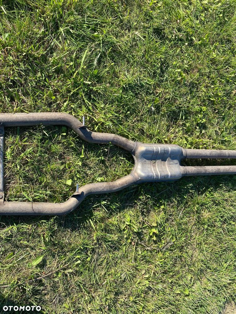 BMW F10 535I WYDECH KONCOWKI KOMPLET - 4