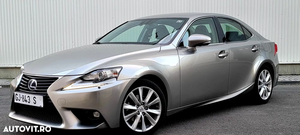 Lexus Seria IS 300h BusinessEdition - 1