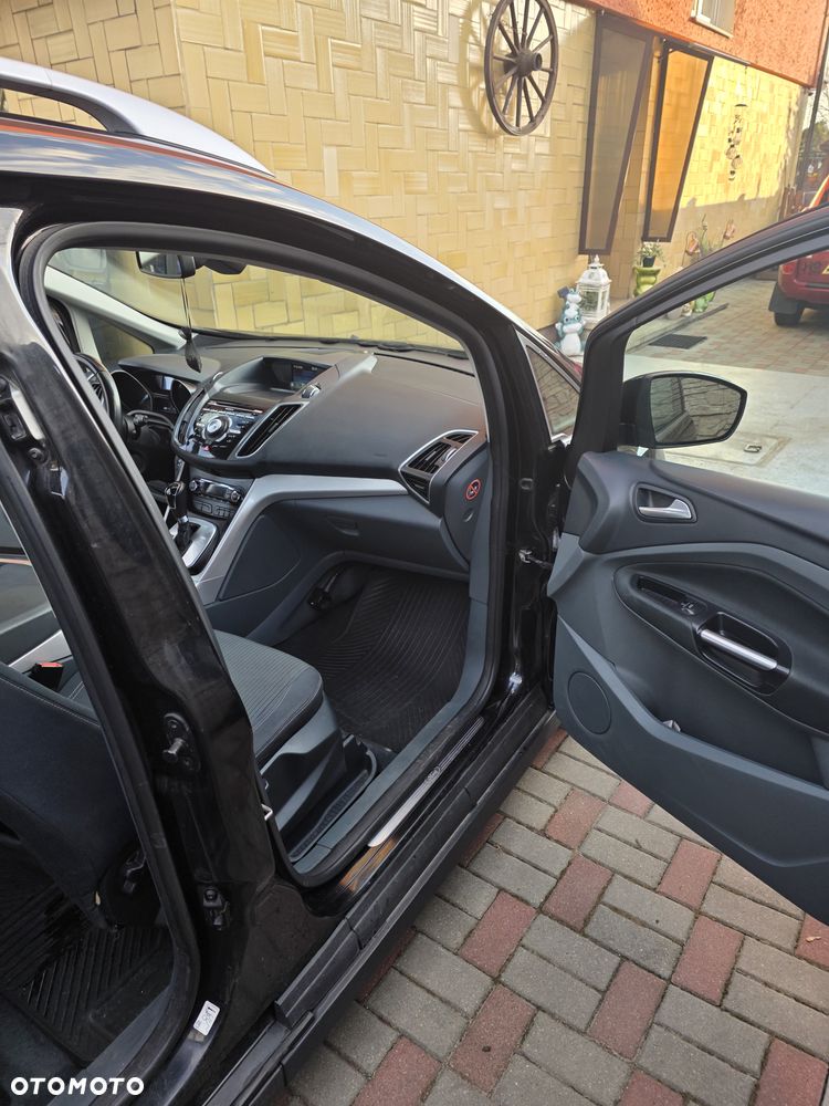 Ford Grand C-MAX - 14