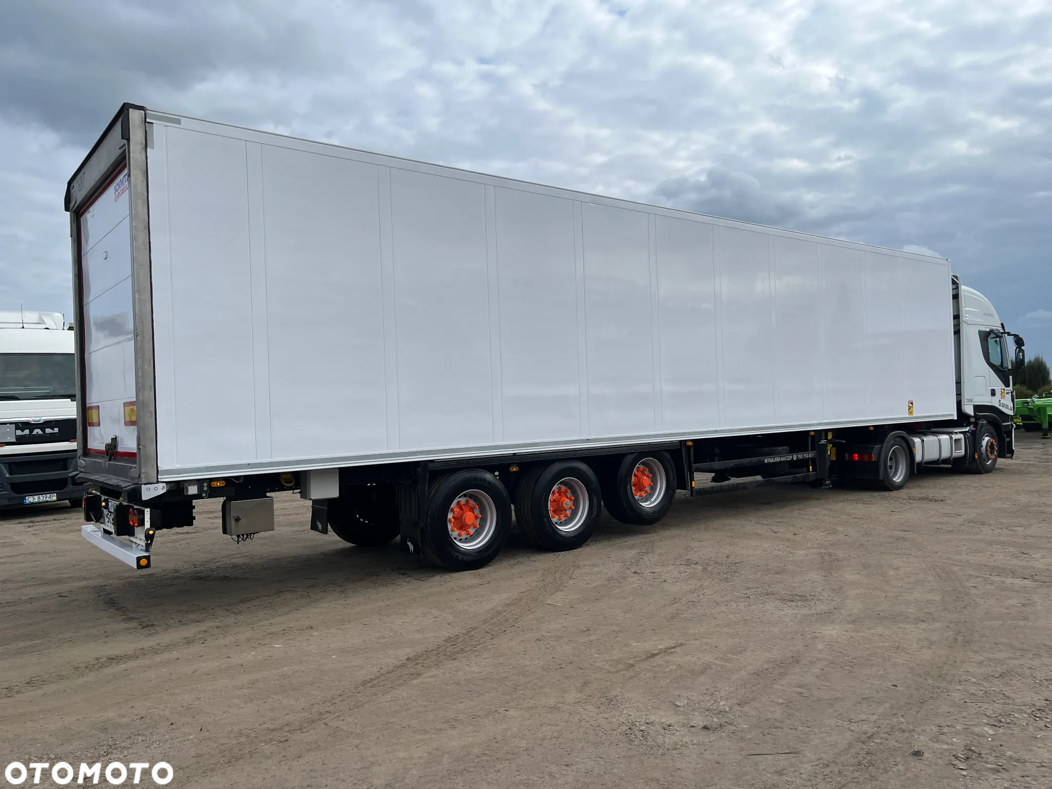 Schmitz Cargobull - 10