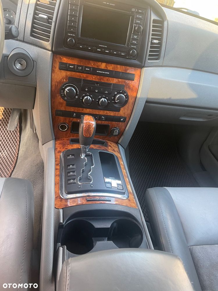 Jeep Grand Cherokee 5.7 4x4 Overland - 3