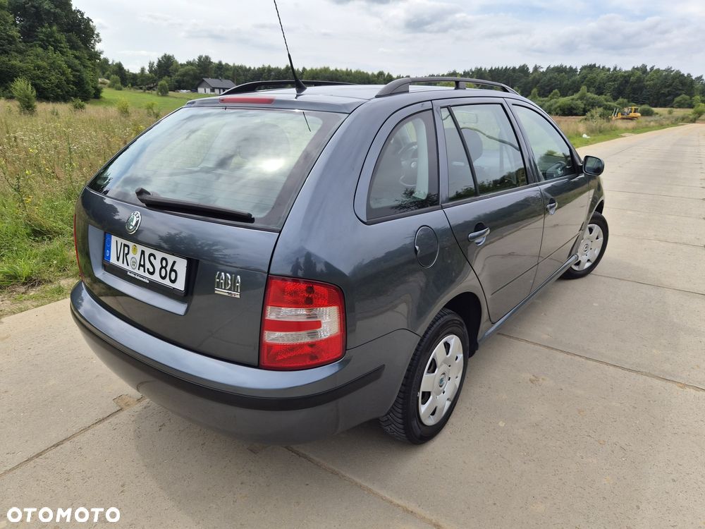 Skoda Fabia - 3