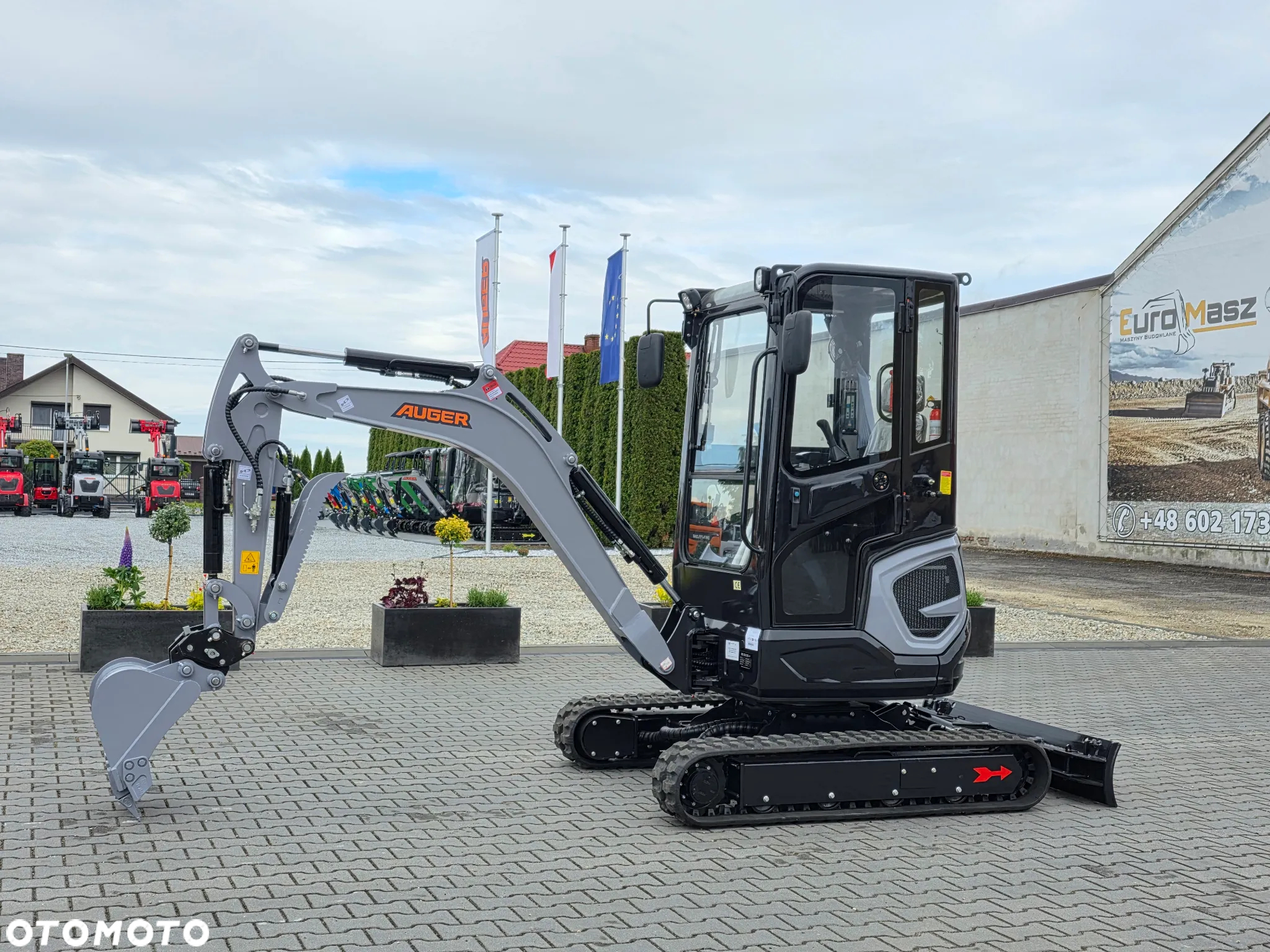 Inny NOWA MINIKOPARKA AUGER 25, WAGA 2100 KG, KUBOTA silnik - 3