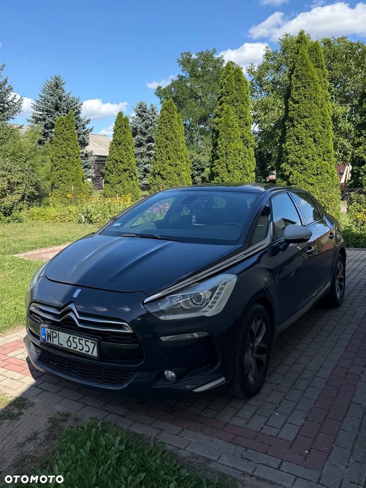 Citroën DS5 HDi 165 SoChic - 1