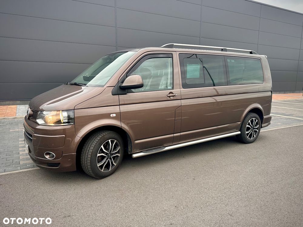 Volkswagen Caravelle - 24