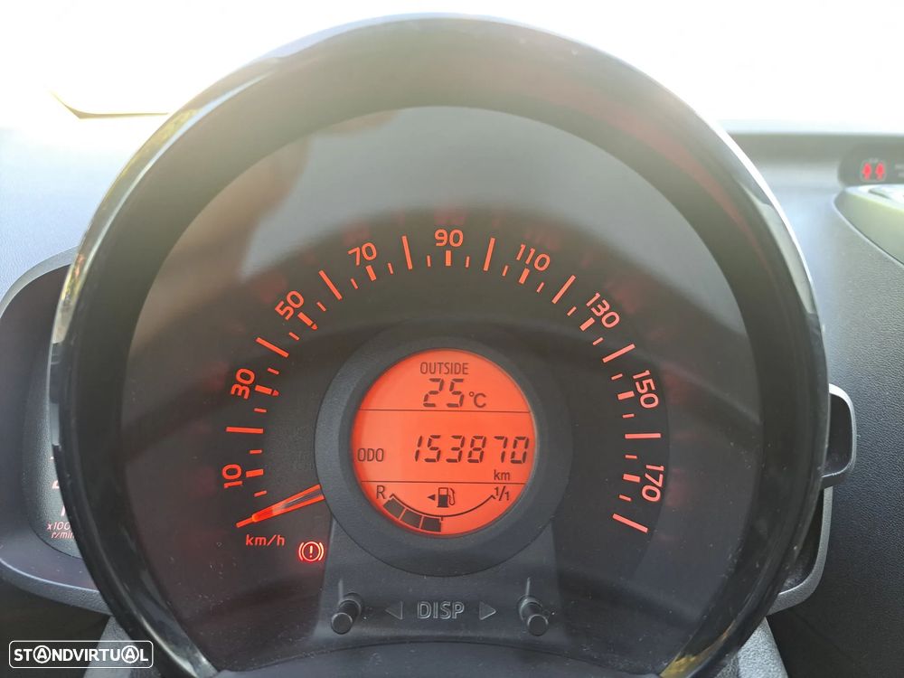 Toyota Aygo 1.0 X-Play+AC - 19