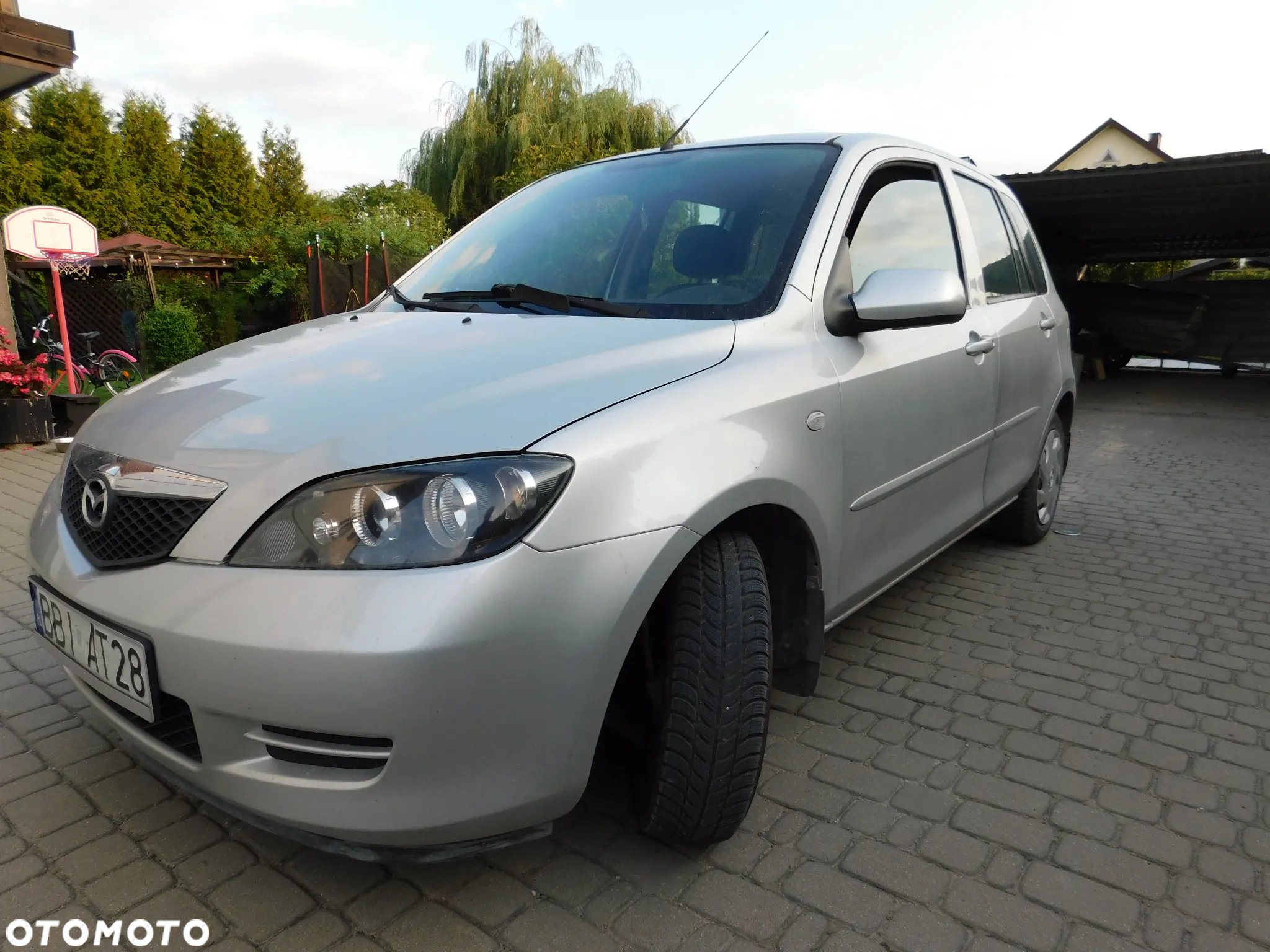 Mazda 2 - 6