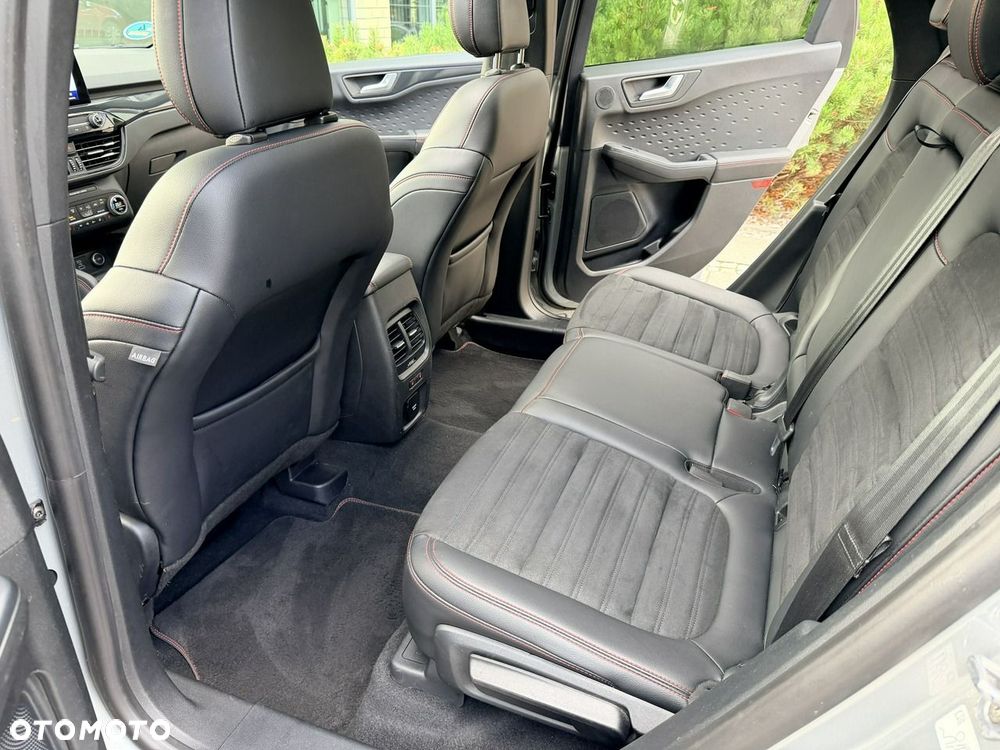 Ford Kuga - 21