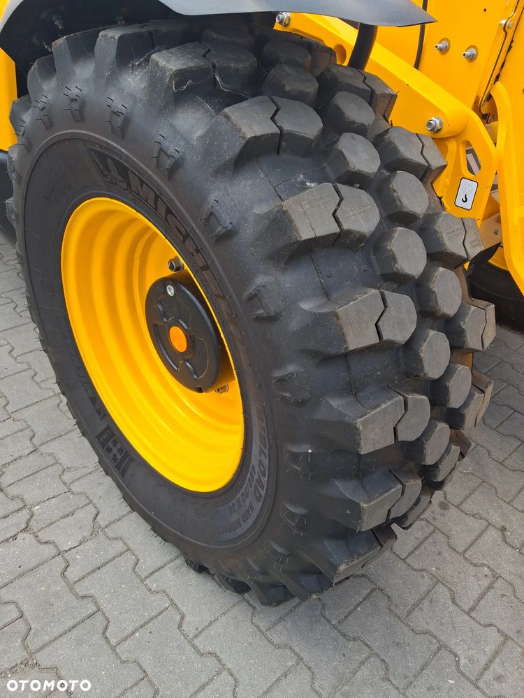 JCB 542 - 70 AGRI SUPER DUALTECH VT - 7