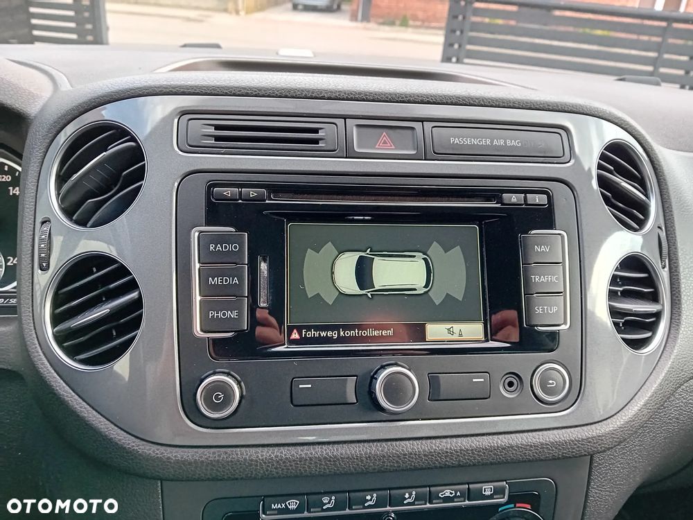 Volkswagen Tiguan 2.0 TDI 4Mot Sport DSG - 26