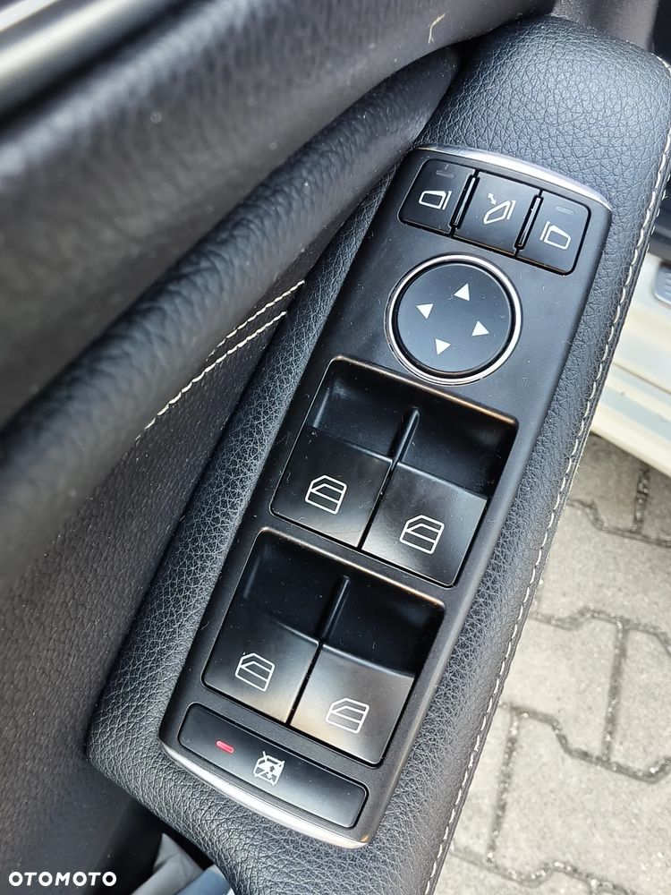 Mercedes-Benz CLA 200 7G-DCT - 18