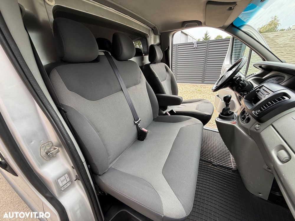 Renault Trafic - 13