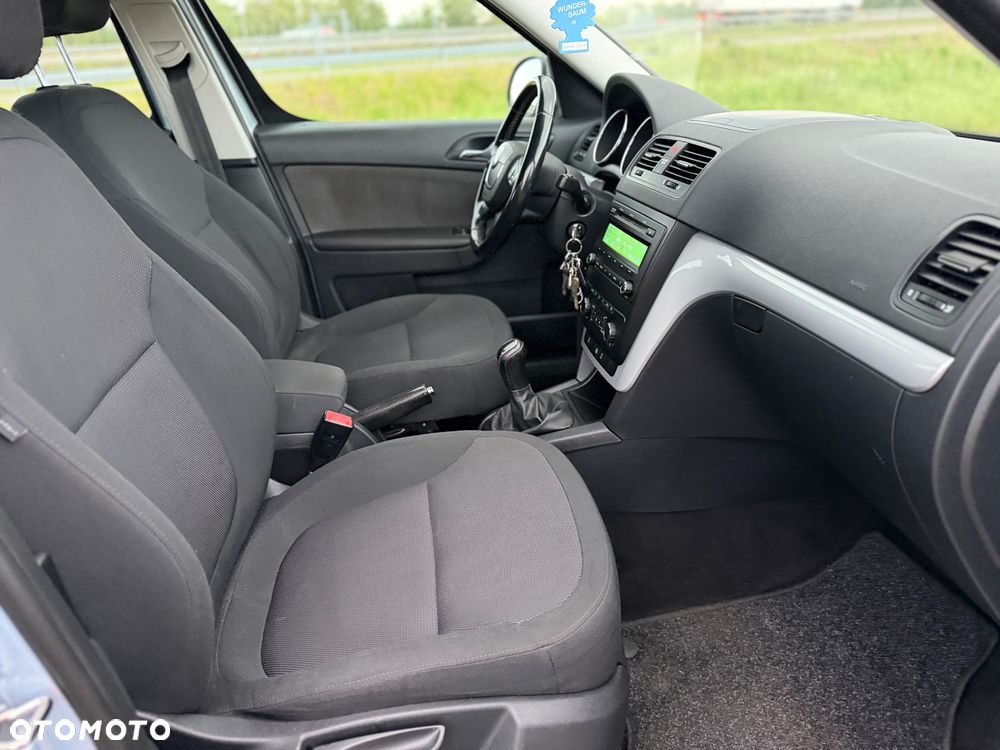 Skoda Yeti 1.8 TSI 4x4 Ambition PLUS EDITION - 16