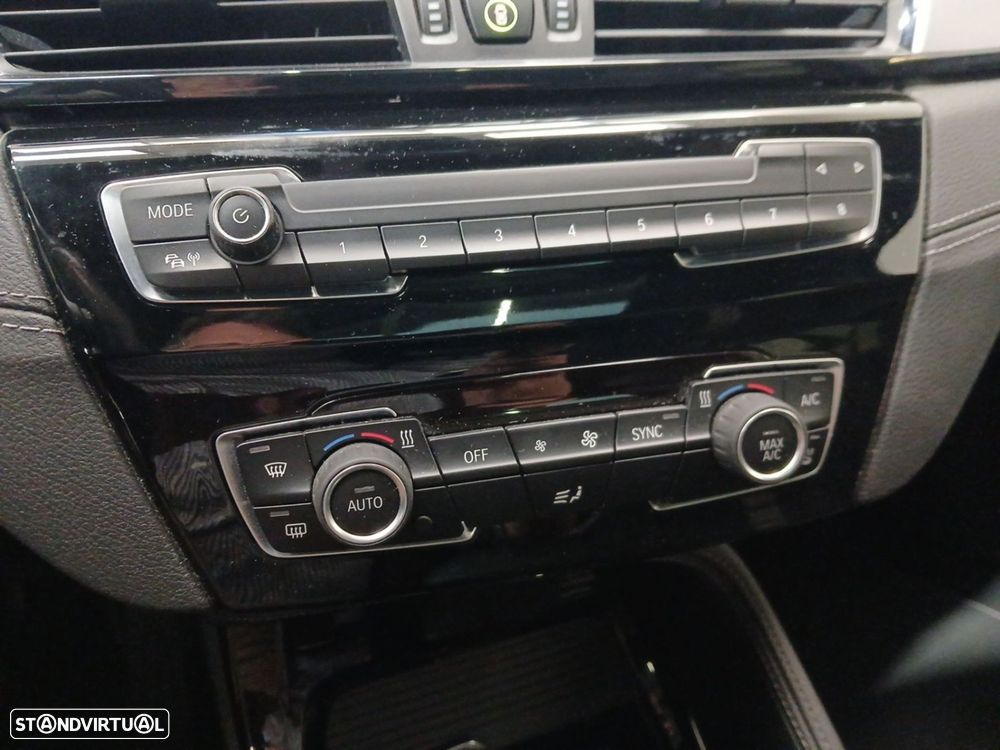 BMW X2 25 e xDrive Pack M - 25