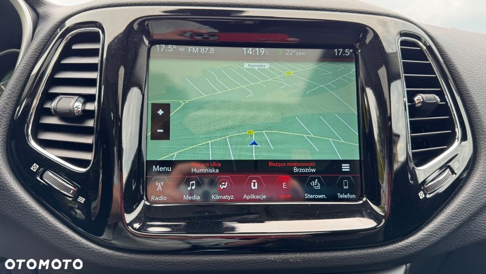 Jeep Compass - 33