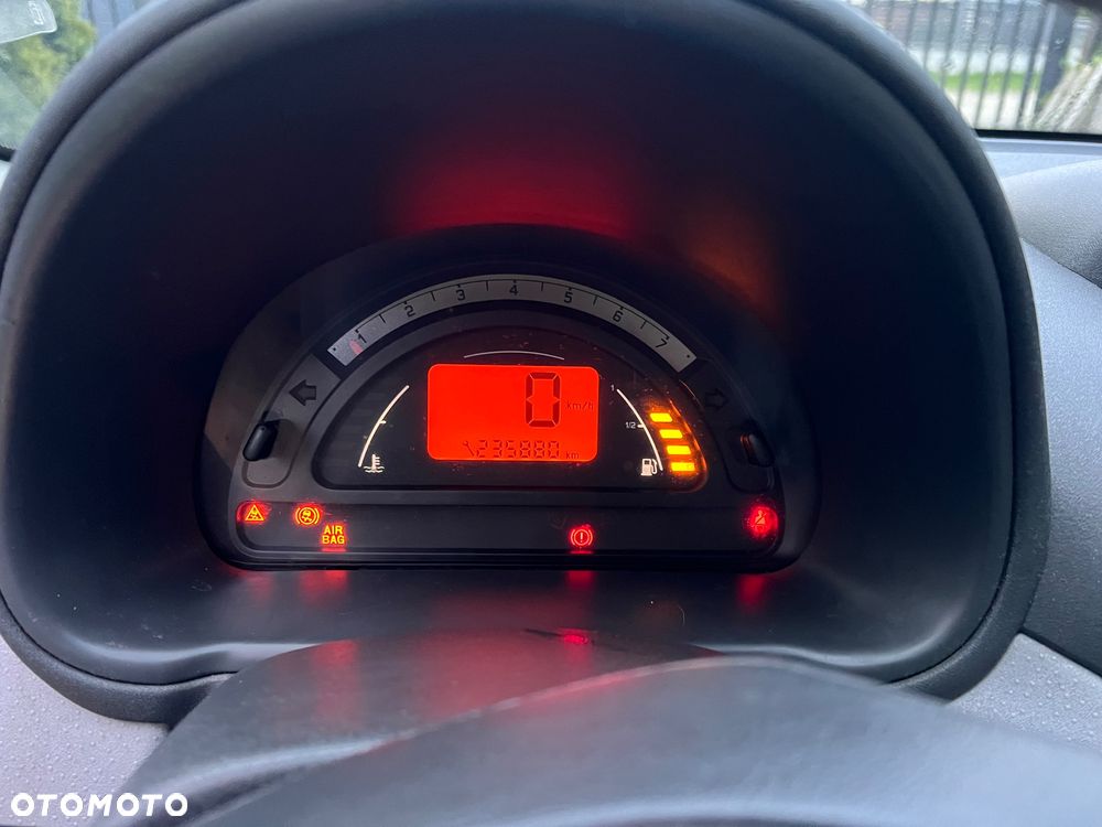 Citroën C3 1.4 HDi 16v SX - 13