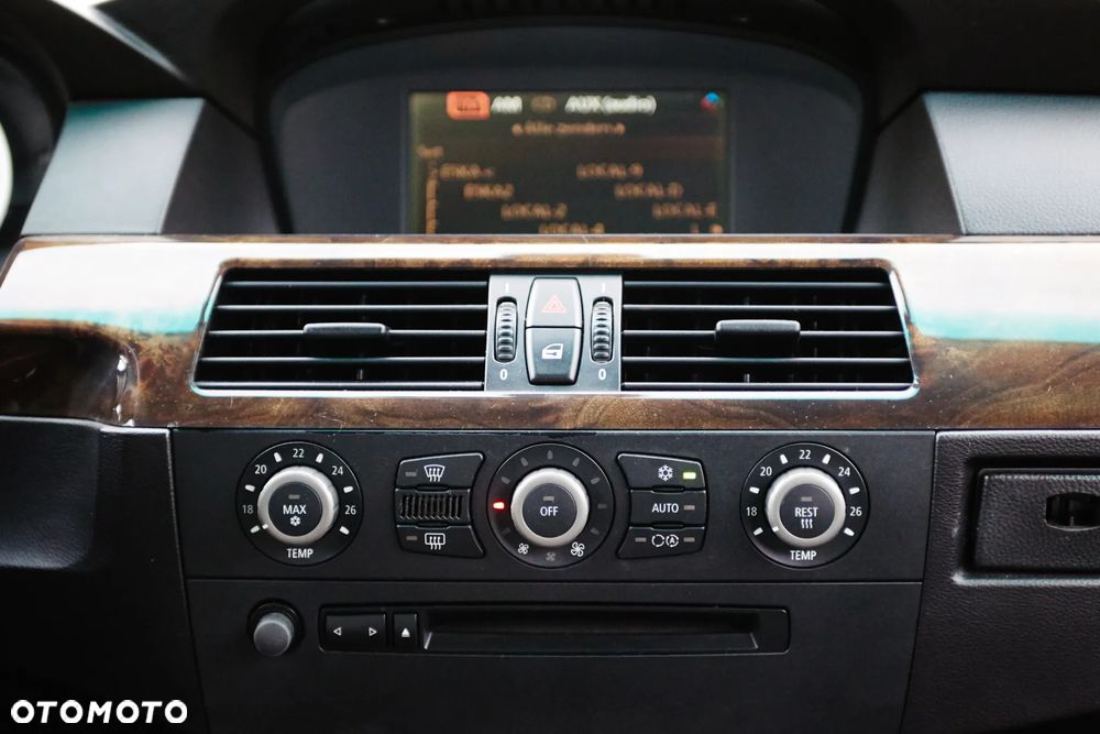 BMW Seria 5 - 21