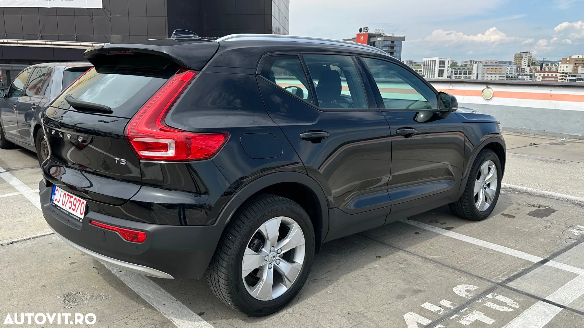 Volvo XC 40 T3 AT8 Momentum Pro - 5
