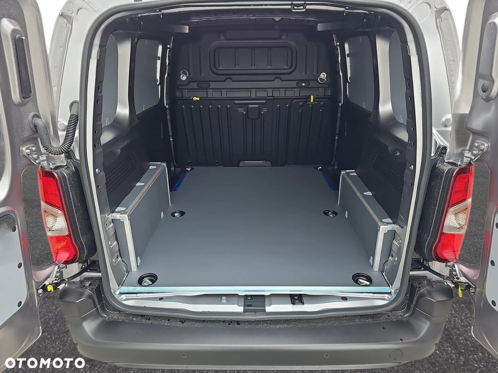 Opel Combo - 11