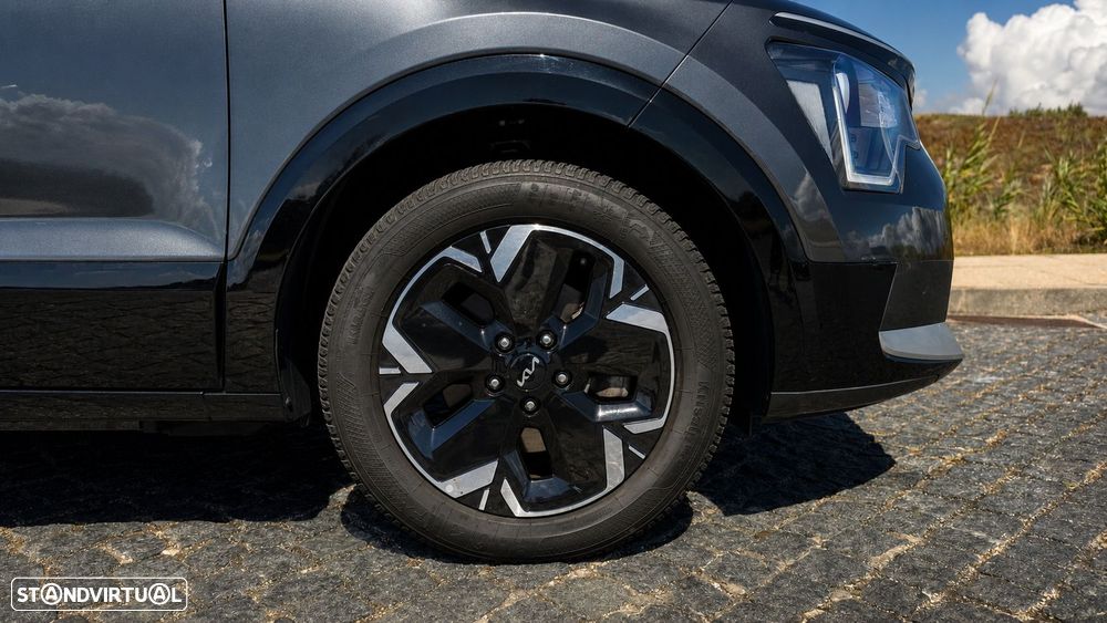 Kia Niro EV 64kWh Drive - 12