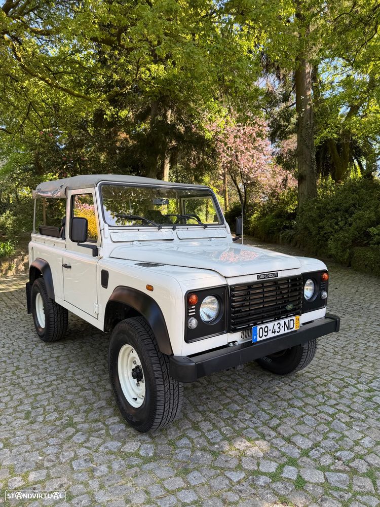 Land Rover Defender 90 2.5 Td5 Soft Top - 18