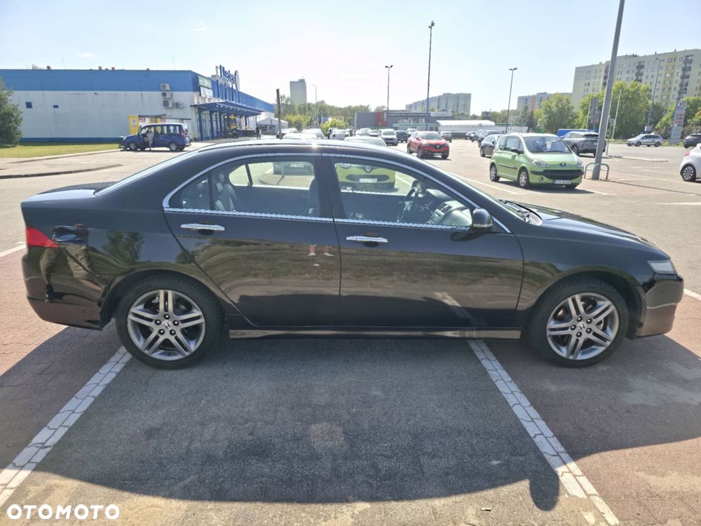 Honda Accord 2.0 Executive - 13